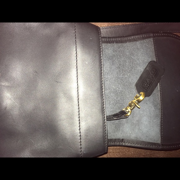 Leather backpack - Picture 5 of 7